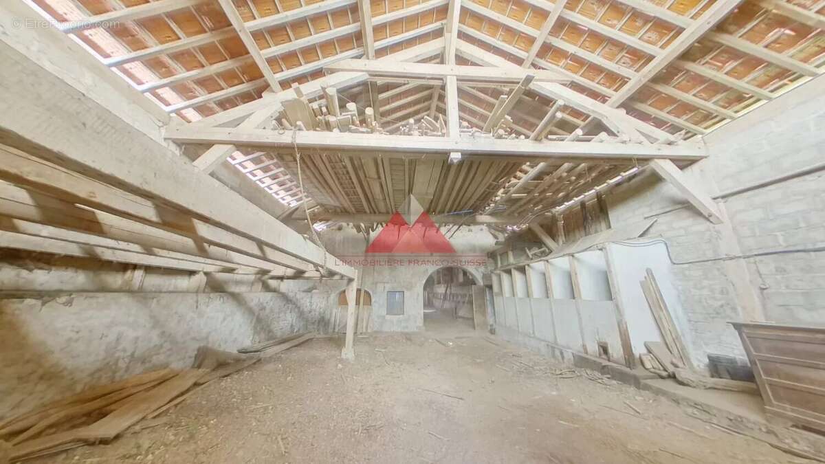 Maison à VALEMPOULIERES