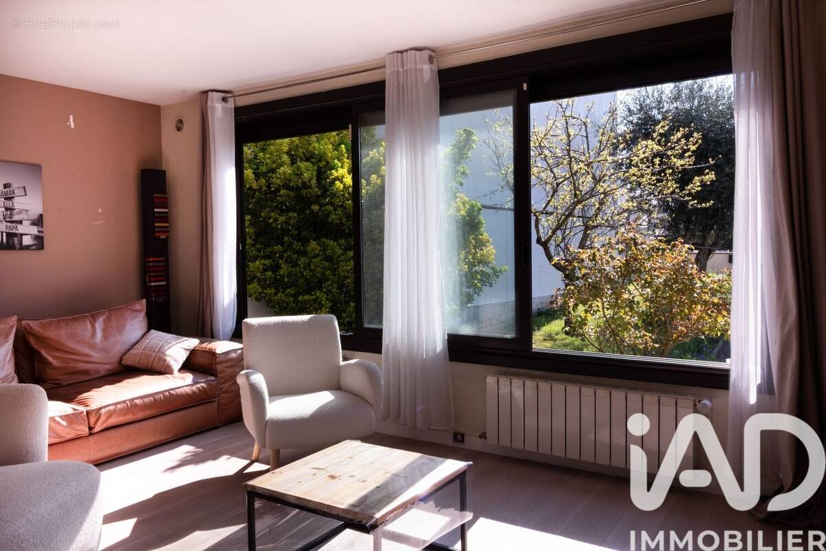 Photo 1 - Maison à HOUILLES