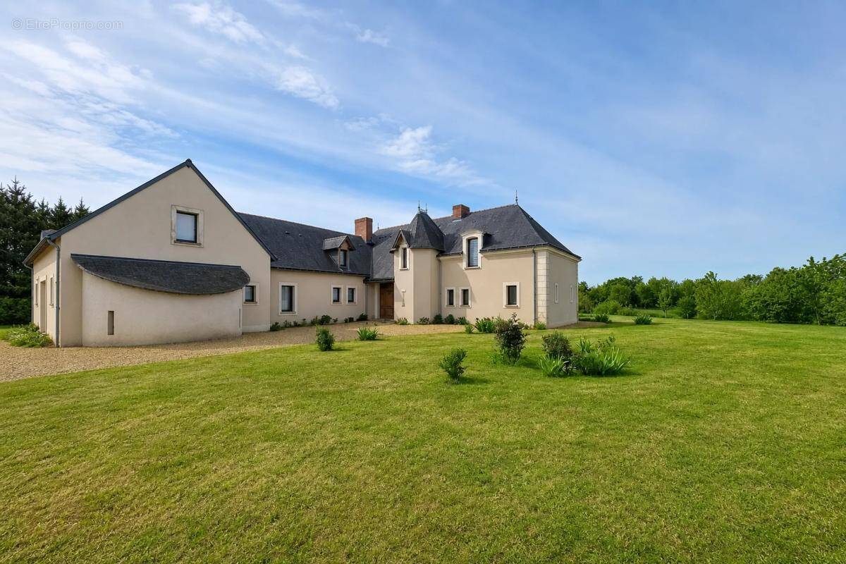 Maison à ANGRIE