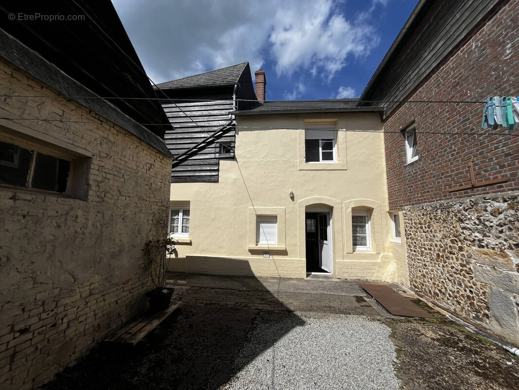 Maison à MONNAI