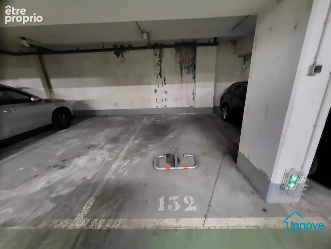 Parking à PARIS-14E