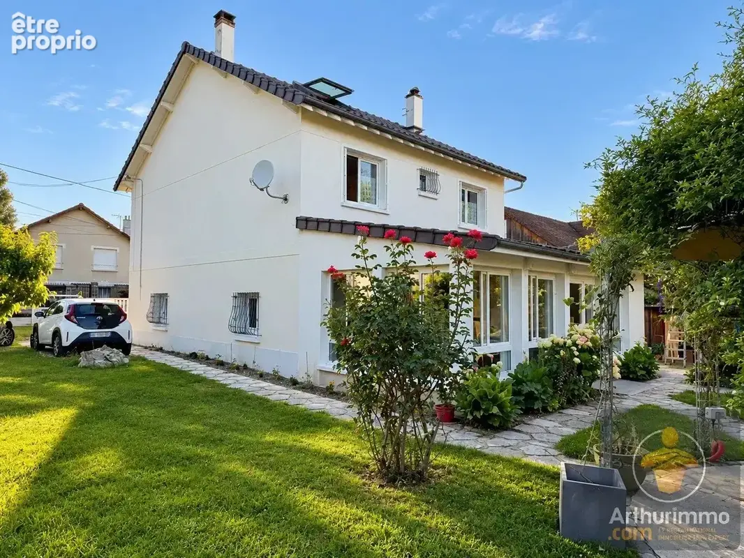 Photo Maison à Courtry au prix de 470 000€