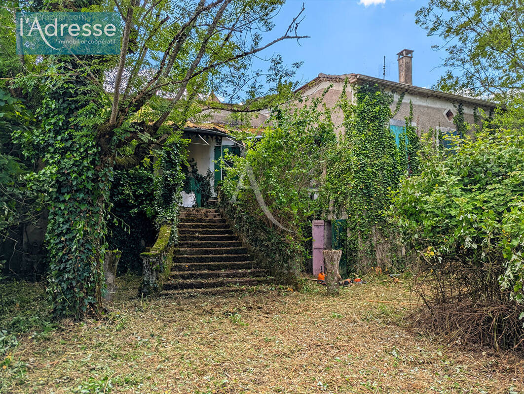 Maison à SAUX