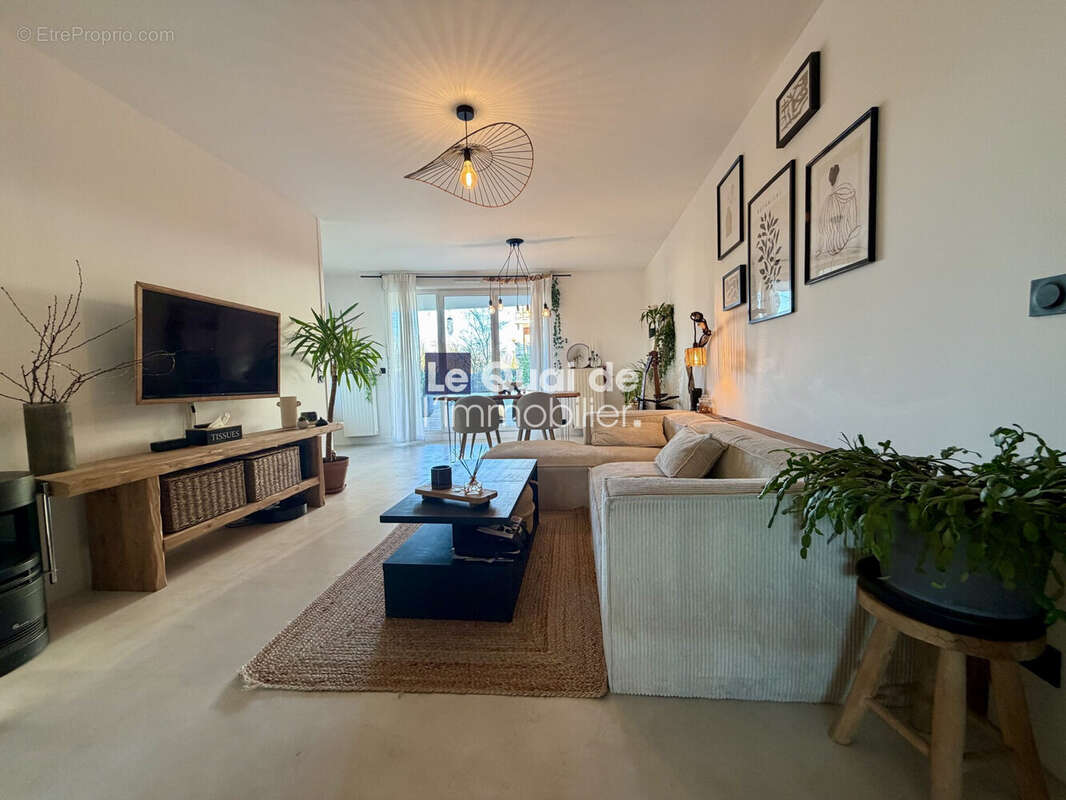 Appartement à SAINT-MARTIN-D'HERES