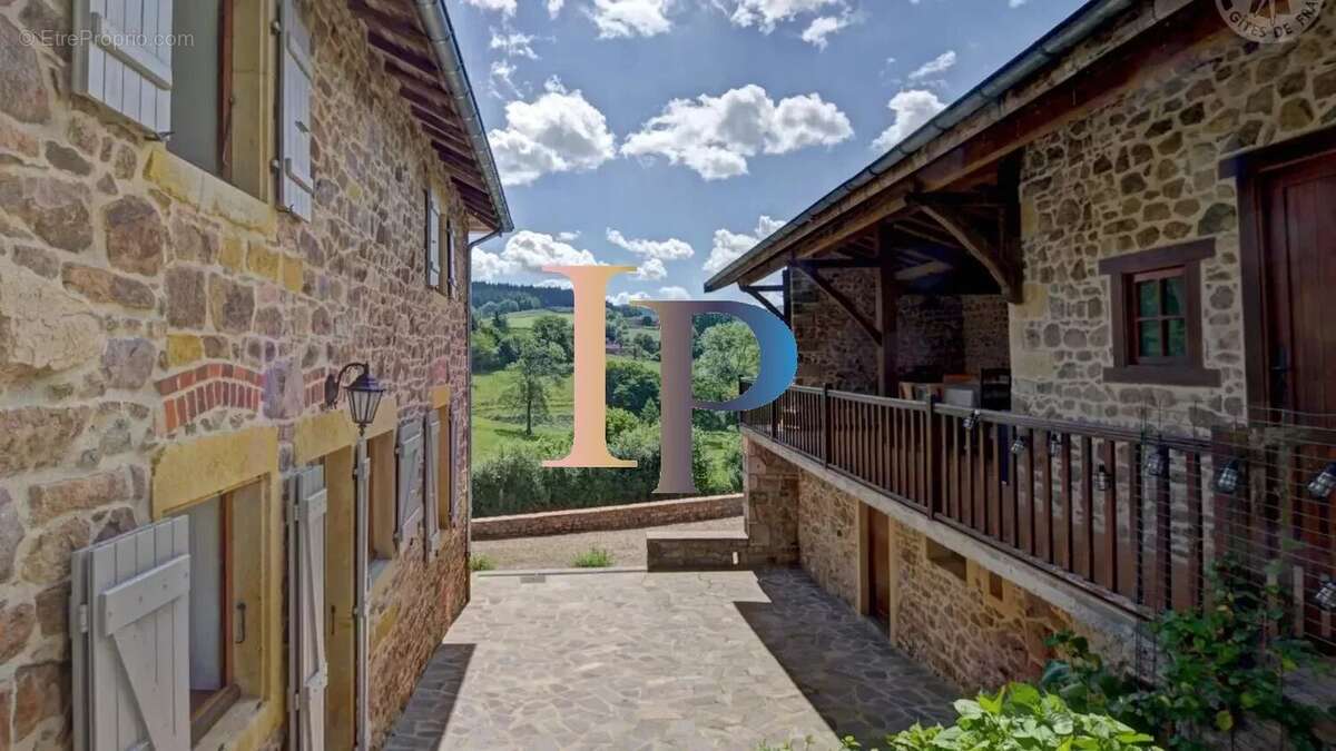 Maison à CHAUFFAILLES