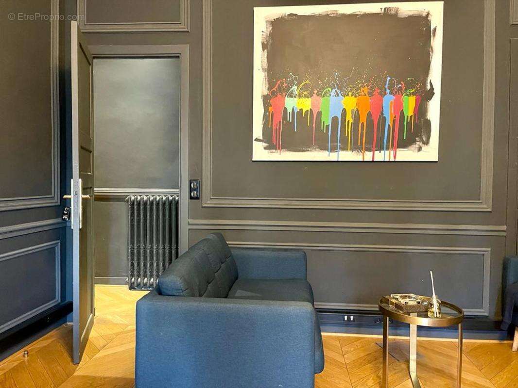 Commerce à MARSEILLE-8E