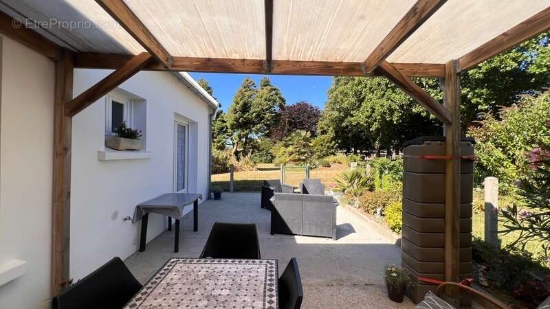 PLOEVEN (29) proche de PLOMODIERN - Maison à vendre de type 5 de 85 m² habitable 100 m² utile - Terrain de 248 m² - Dépendance - photo 26