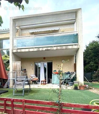 Appartement à PEYRESTORTES