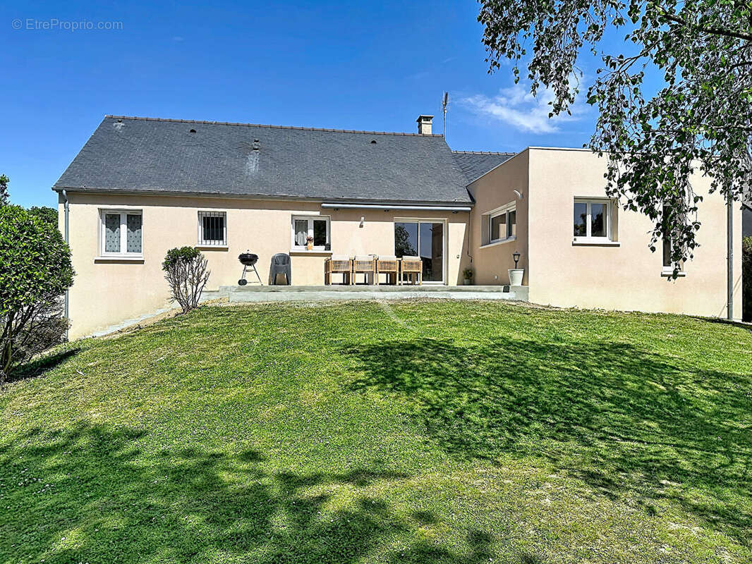 Maison à JUIGNE-SUR-LOIRE
