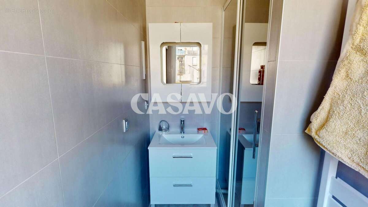 Appartement à MARSEILLE-6E