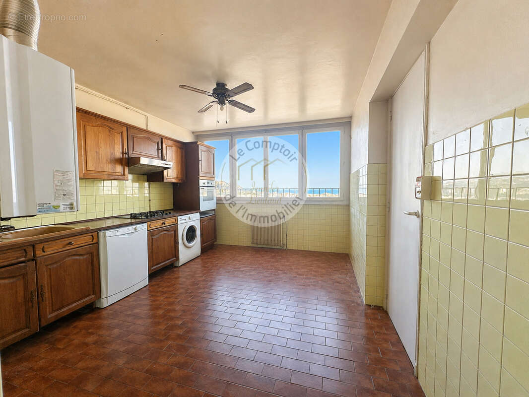 Appartement à MARSEILLE-9E