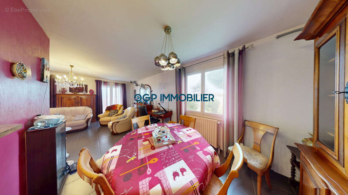 Maison à CASTELNAU-D&#039;ESTRETEFONDS