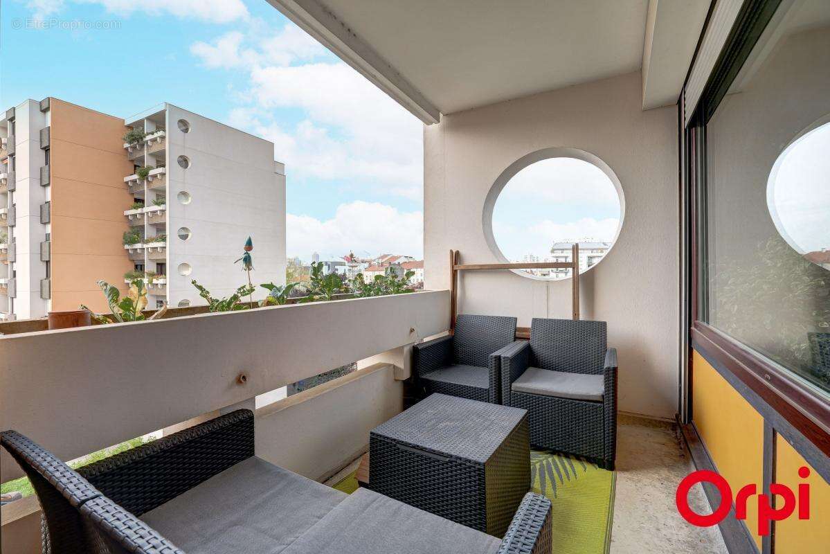 Appartement à VILLEURBANNE