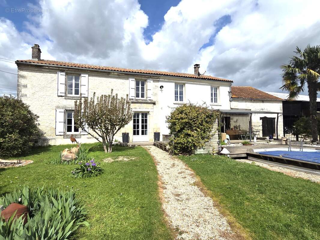 Maison 156 m² à Moulidars  - photo 51