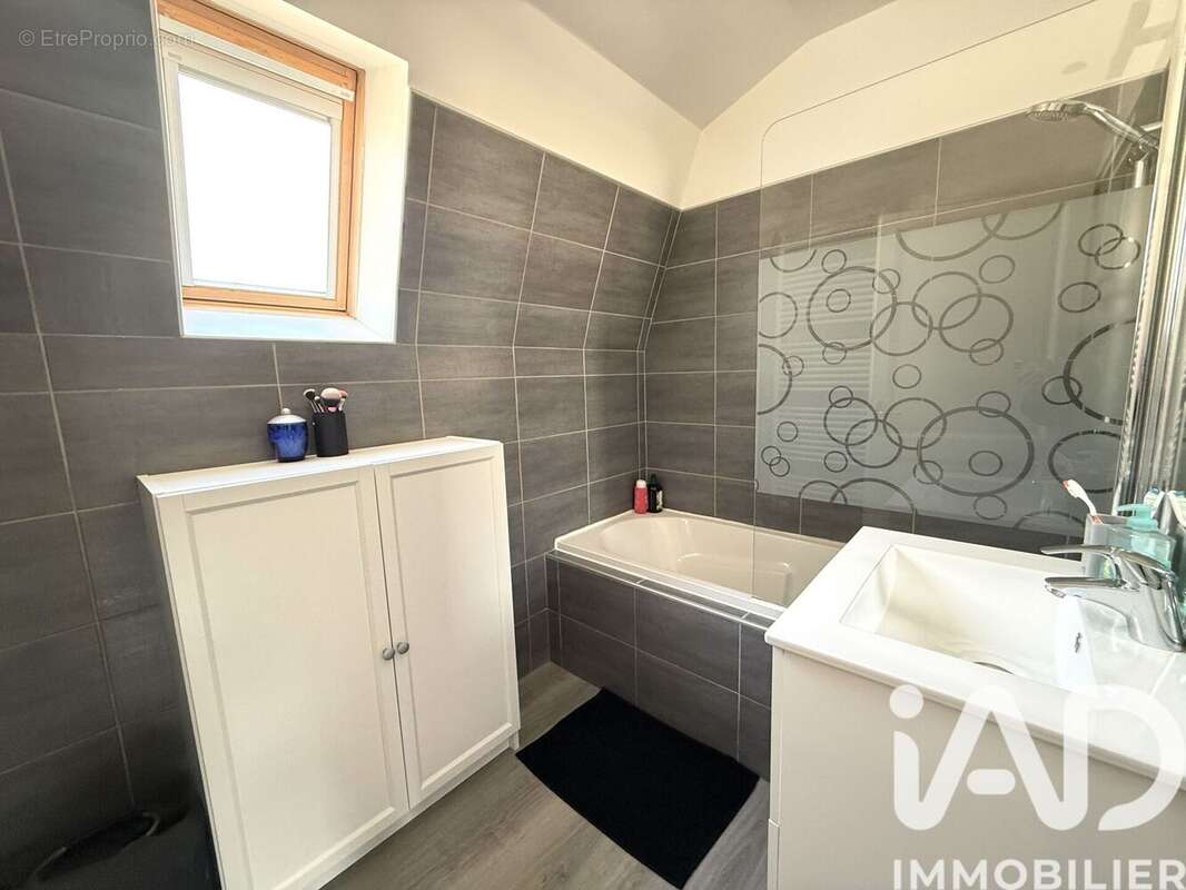 Photo 9 - Maison à COMPIEGNE