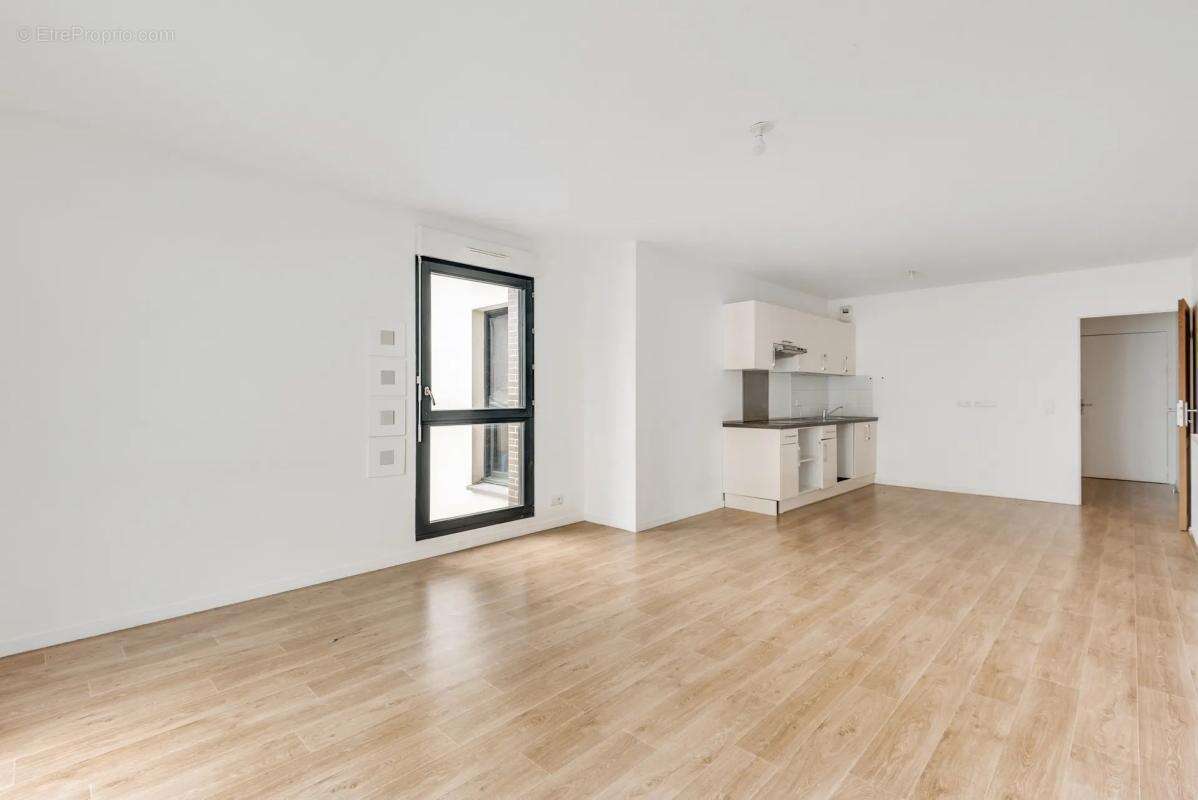 Appartement à AUBERVILLIERS