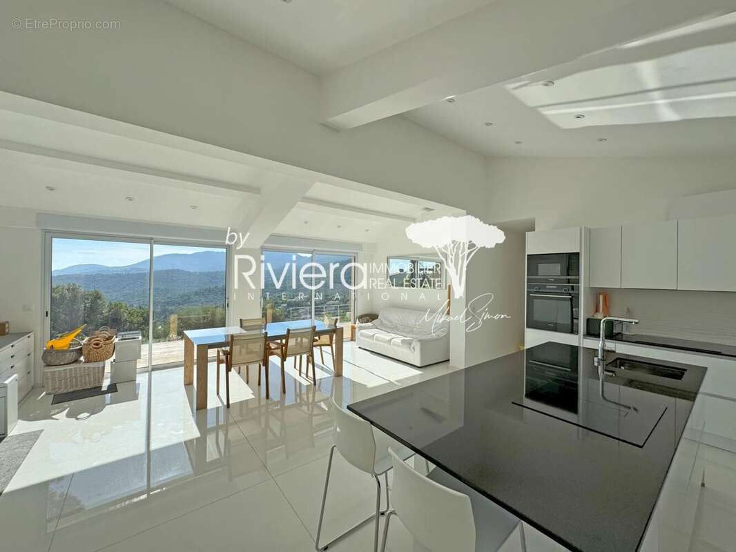 Maison à LA CROIX-VALMER