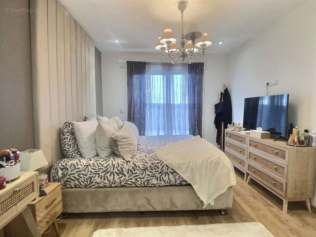 Confort, Espace et Lumière – Votre Future Maison à Saint-Sulpice-de-Pommeray ! - photo 20