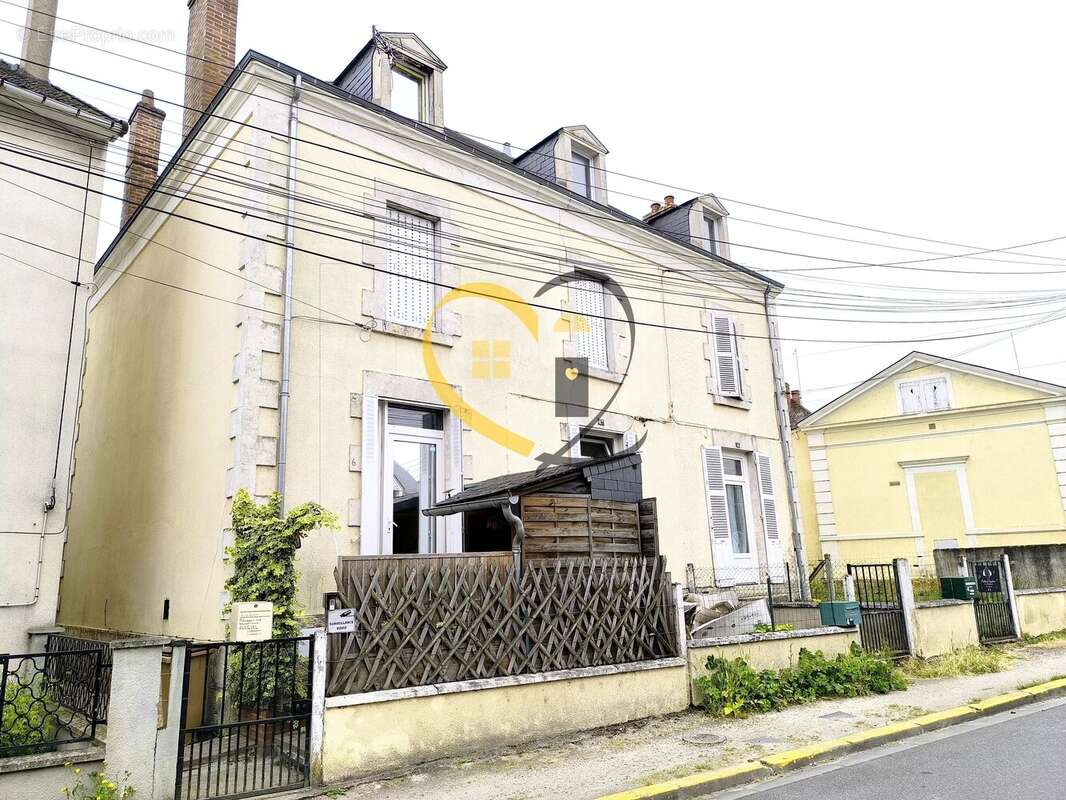 Maison à Reuilly pour investisseur - photo 2