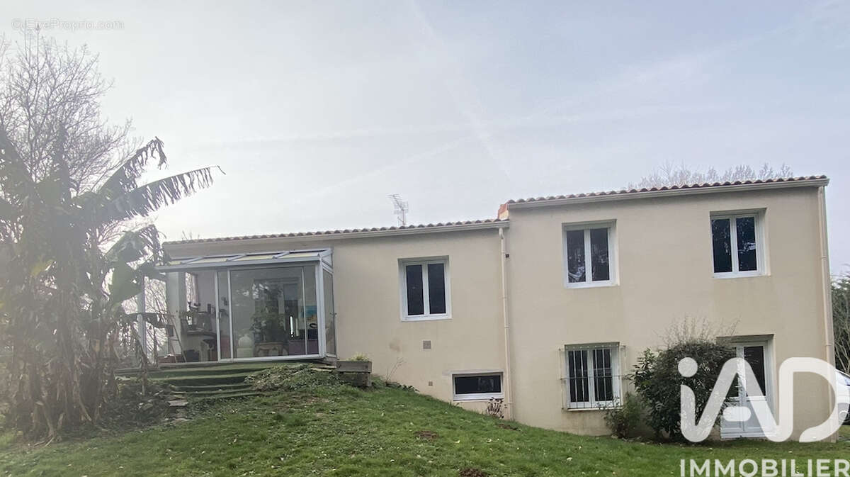 Photo 2 - Maison à BASSE-GOULAINE