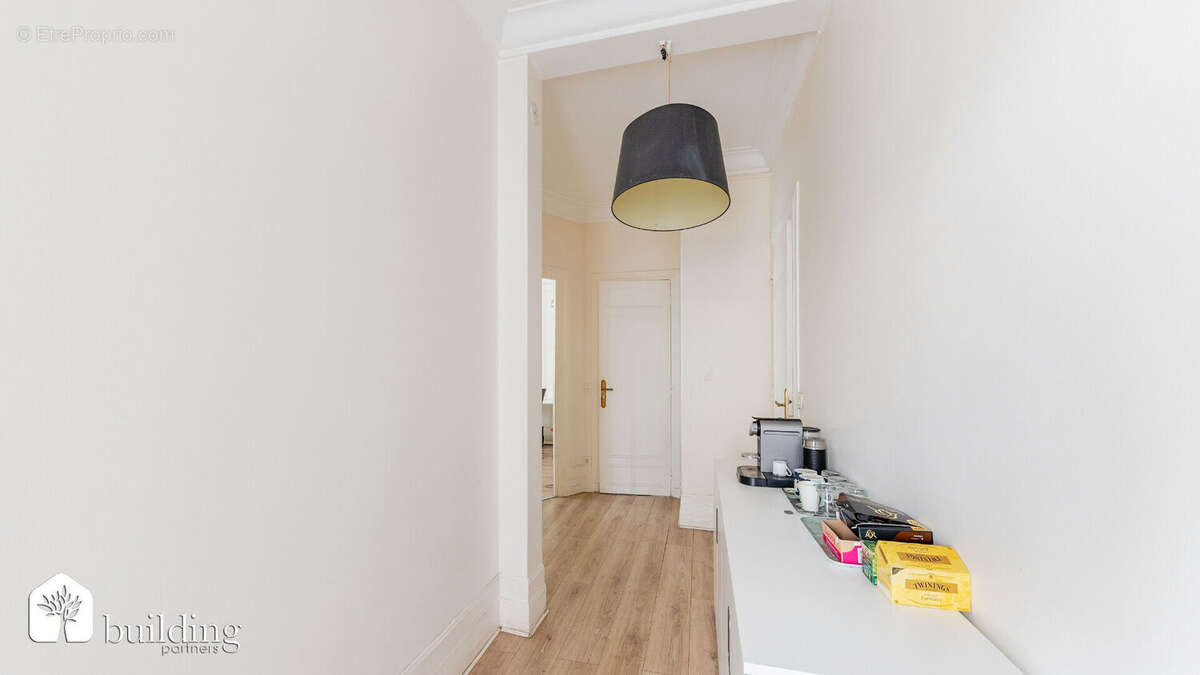 Neuilly-sur-Seine Proche 17e - Appartement 2 pièces 54 m² - photo 11