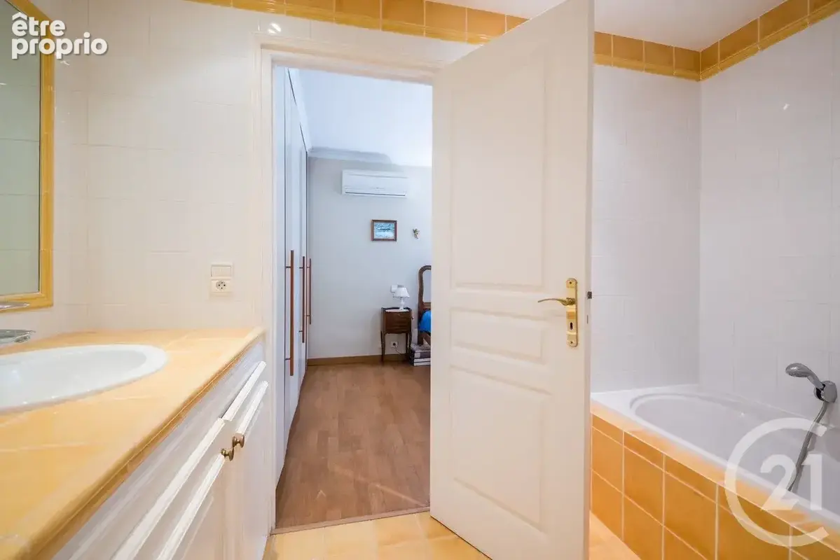 Appartement 84 m² à Nice  - photo 15