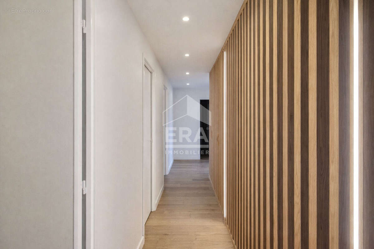 Appartement à CLICHY