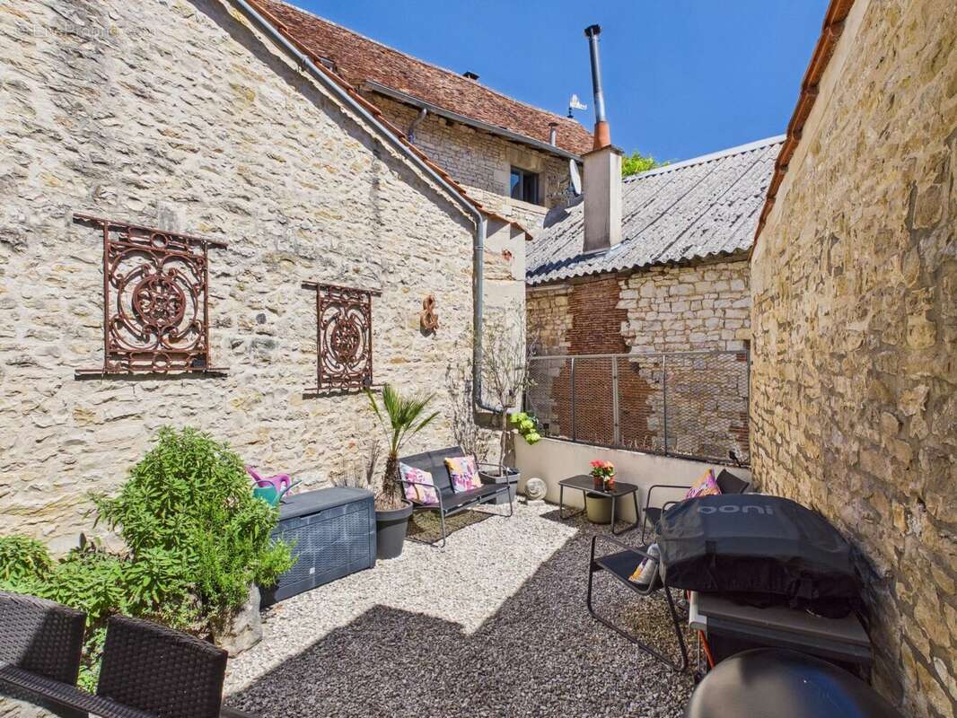 Charmante maison de village rénovée à Verteuil-sur-Charente - photo 12