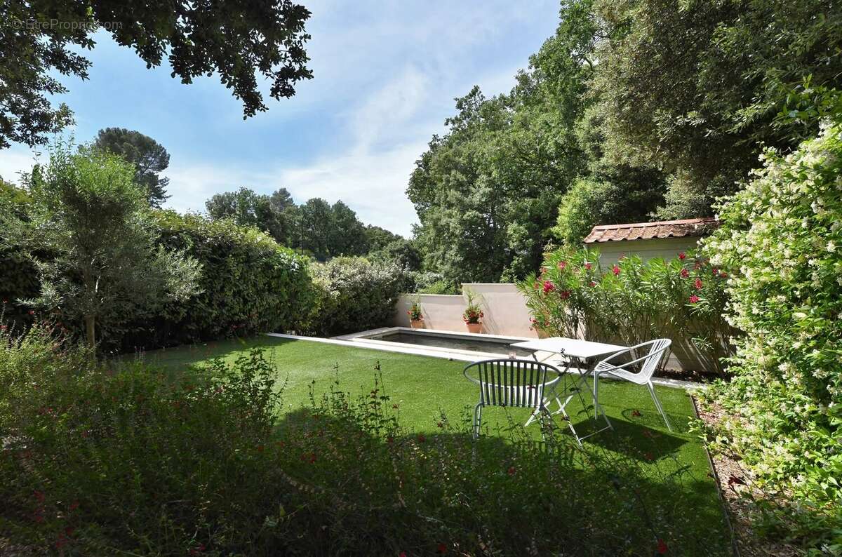 Maison à UZES