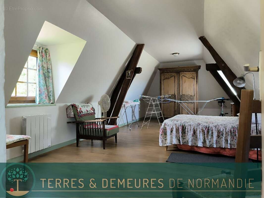 Maison à EPAIGNES