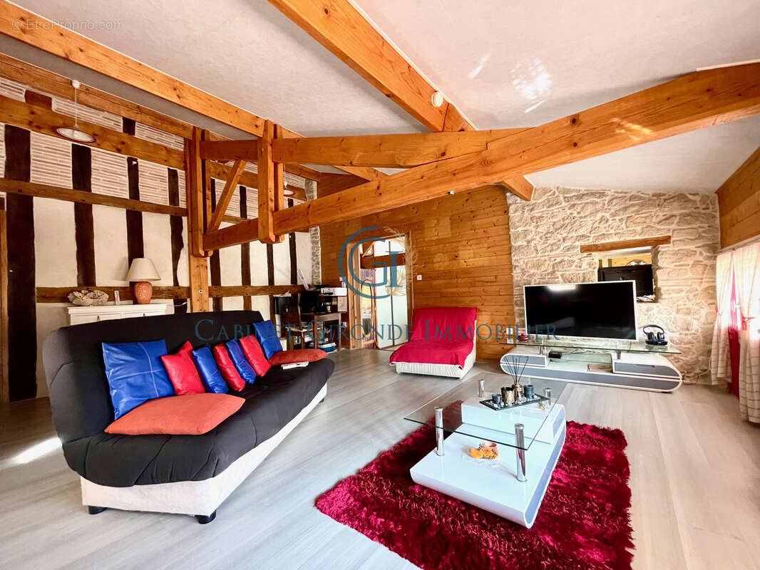 Maison à LA REOLE