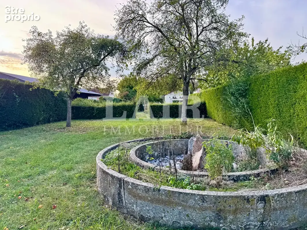 Maison en pierre  avec tour du XVIII -ème siècle - photo 15