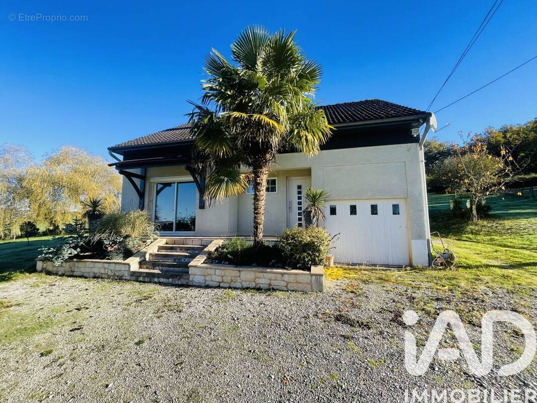 Photo 1 - Maison à DONZENAC