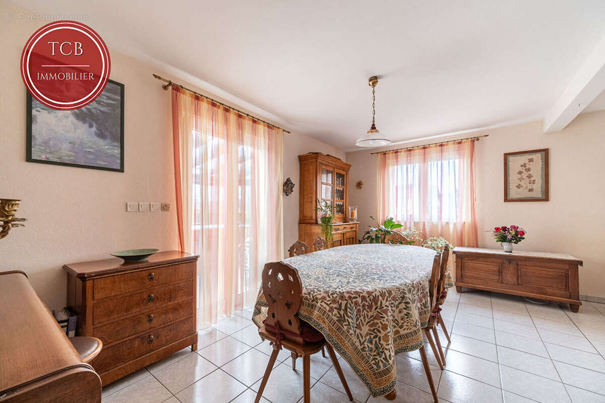 Maison  7 pièce(s) 147 m2 Sentheim - photo 4