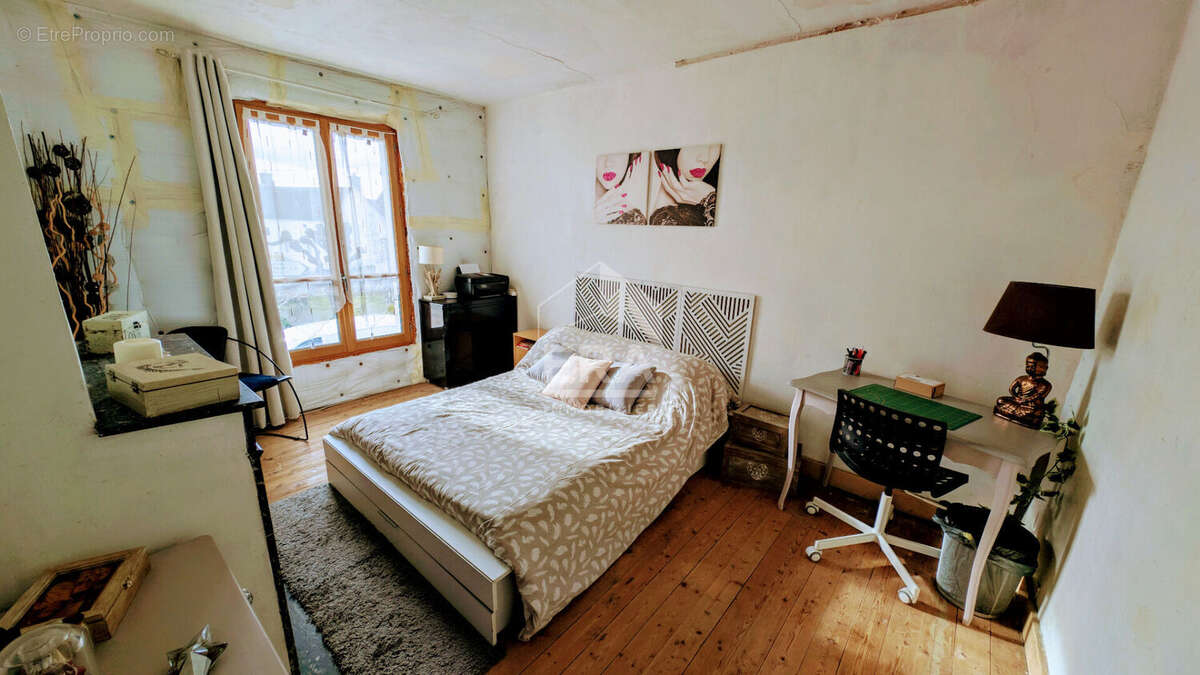 Maison à AUFFERVILLE