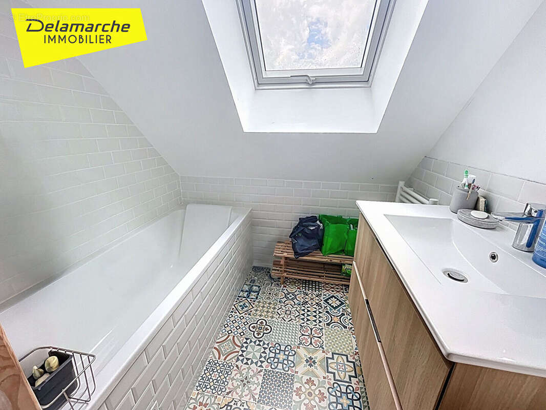 Maison à SAINT-JEAN-DES-CHAMPS