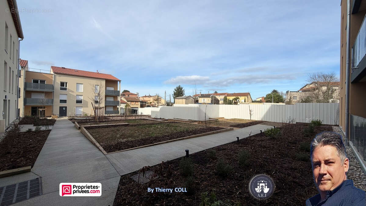 Appartement à RILLIEUX-LA-PAPE