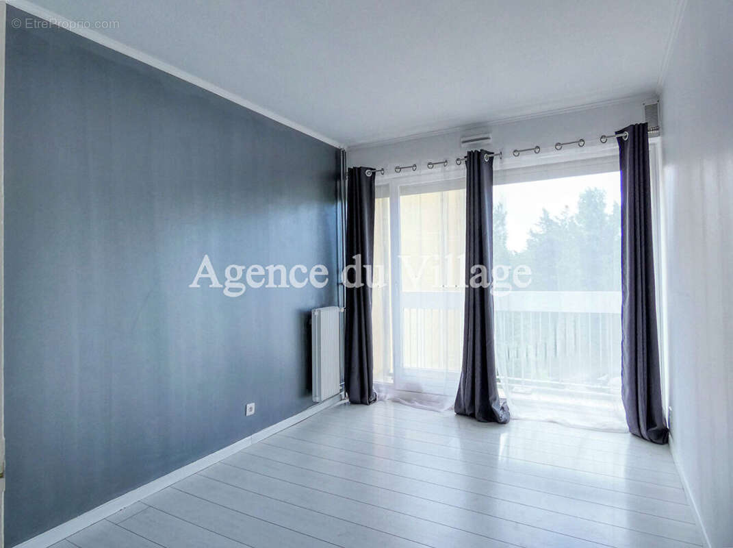Appartement à ELANCOURT