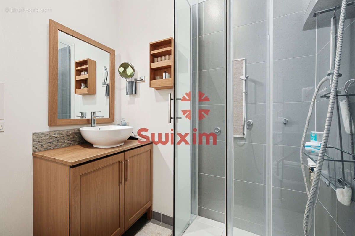 Appartement à PARIS-20E