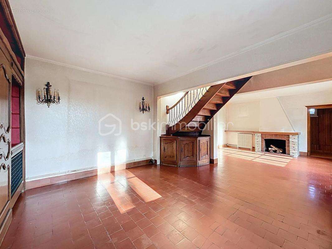 Maison à CONCHES-EN-OUCHE