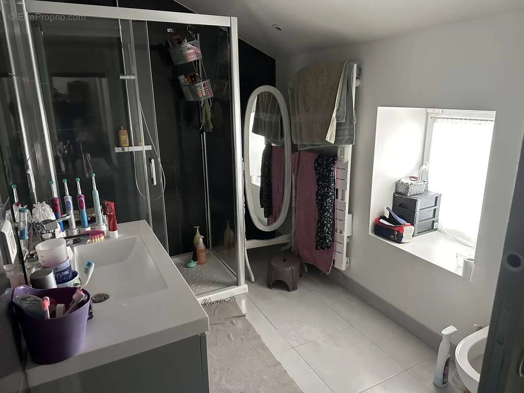 Maison à CHATEAU-GARNIER