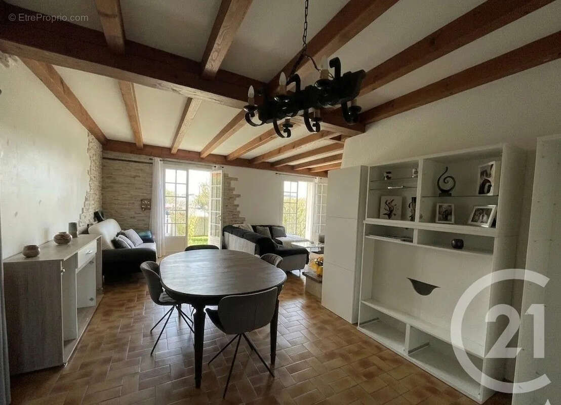 Maison à MEDIS