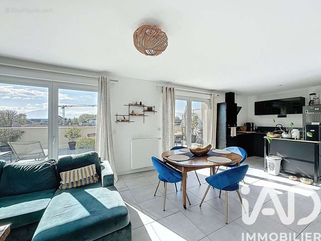 Photo 2 - Appartement à VETRAZ-MONTHOUX