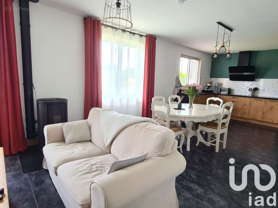 Photo 6 - Maison à SURGERES