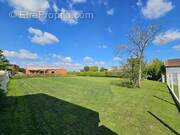 Terrain à LA GREVE-SUR-MIGNON