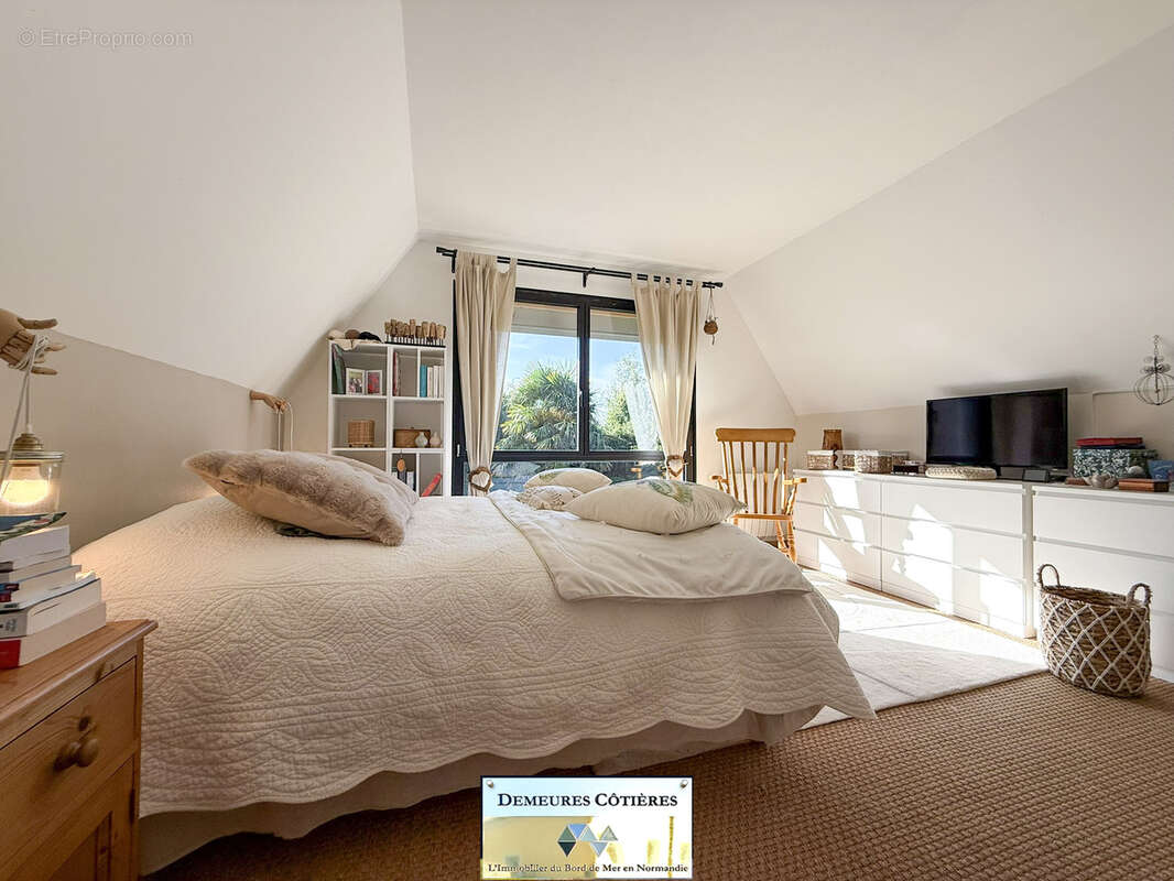 Maison à OCTEVILLE-SUR-MER