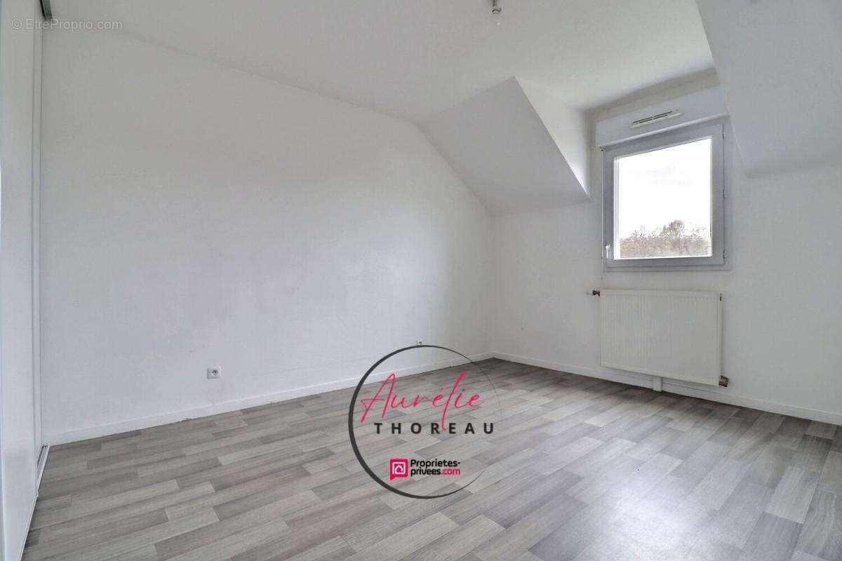 Maison à FLEURY-LES-AUBRAIS