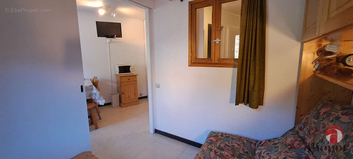 Appartement à MORILLON
