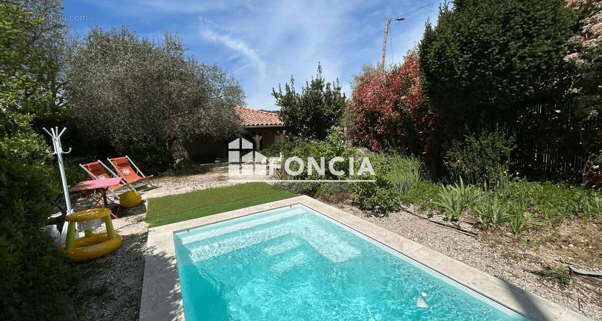 Maison à FORCALQUEIRET