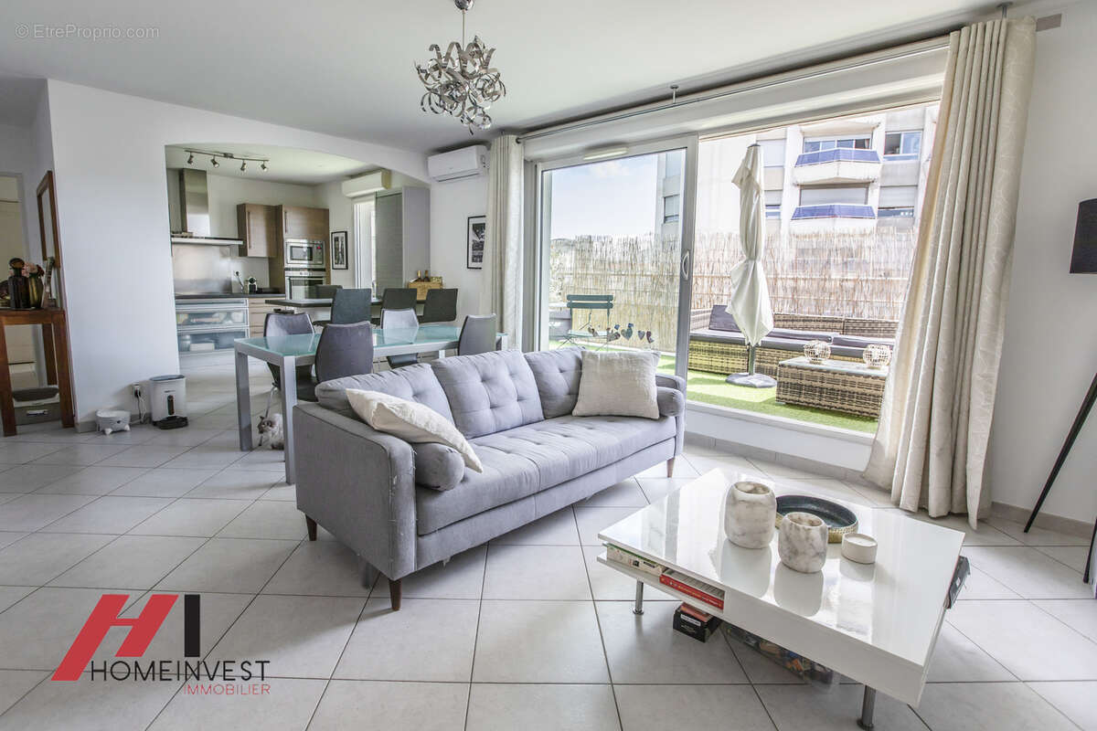 Appartement à MARSEILLE-8E
